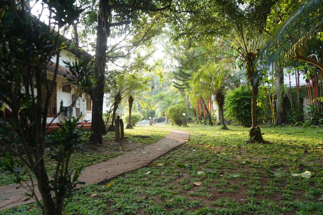 Alfred Place Kochi Εξωτερικό φωτογραφία