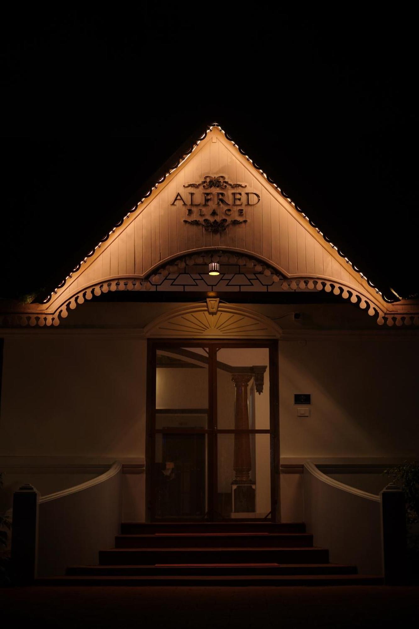 Alfred Place Kochi Εξωτερικό φωτογραφία